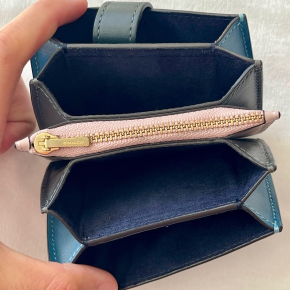 Coach blue tabby gradient card case holder with zipper inside pouch - Picture 10 of 12